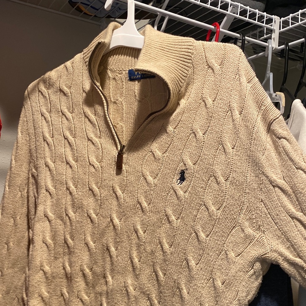 Polo sweater